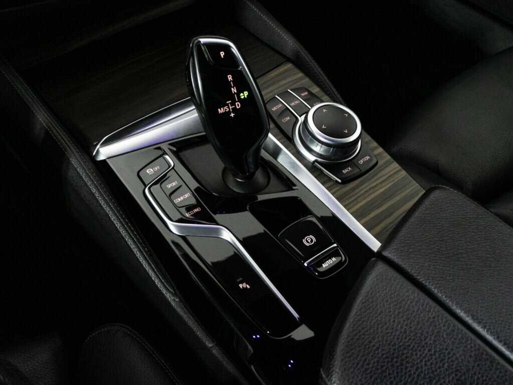 Купить BMW 5 серии с пробегом. Фото: #19