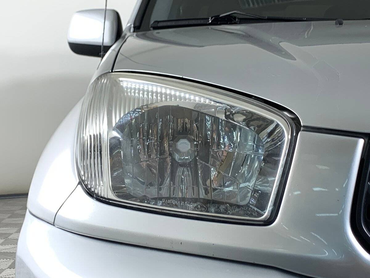 Купить Toyota RAV4 с пробегом. Фото: #9