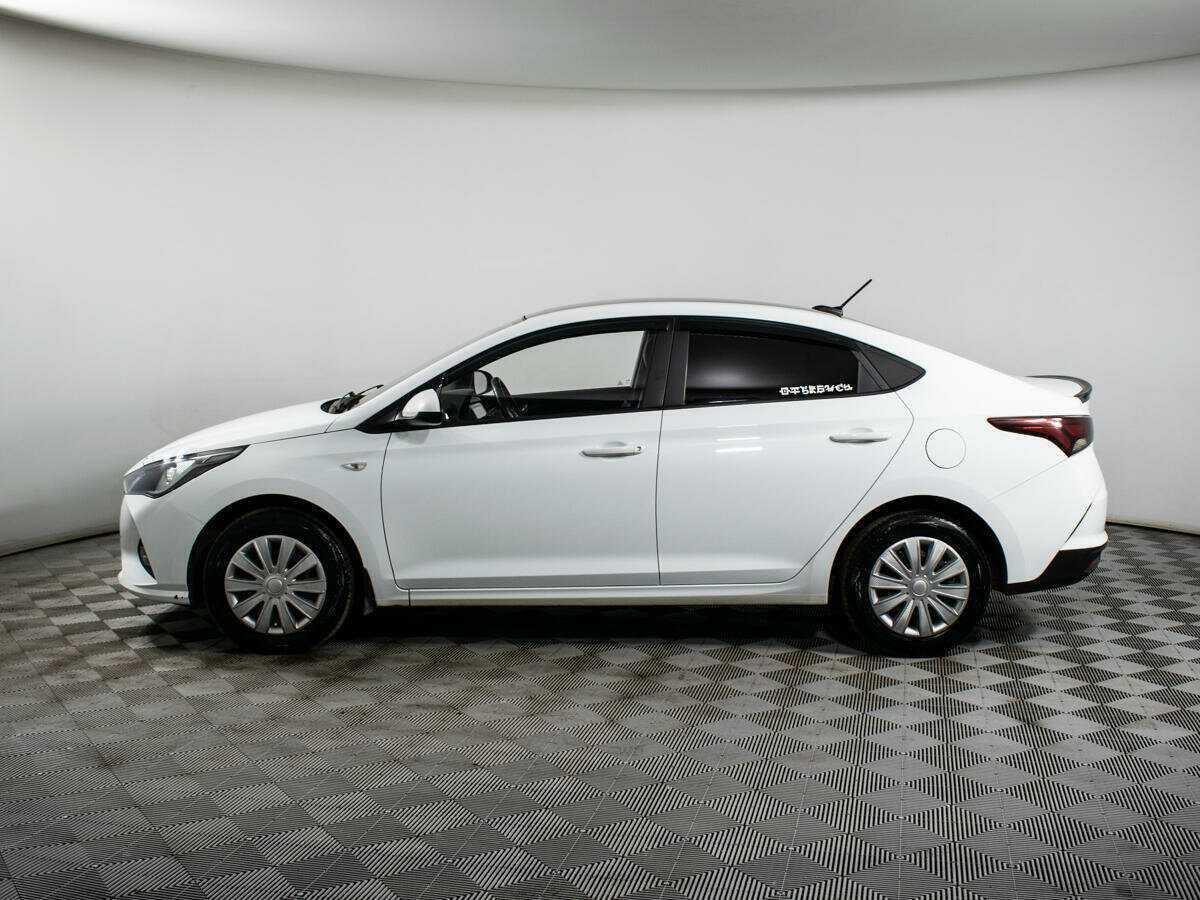 Купить Hyundai Solaris с пробегом. Фото: #7