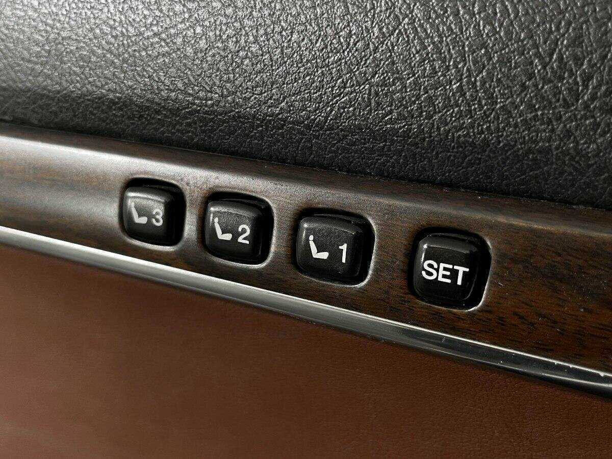 Купить Toyota Land Cruiser с пробегом. Фото: #16