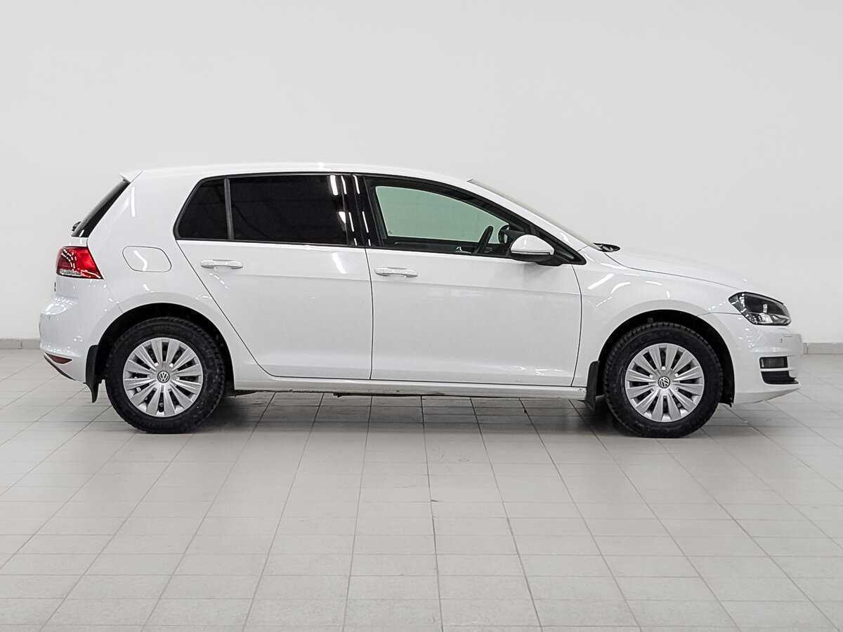 Купить Volkswagen Golf с пробегом. Фото: #3