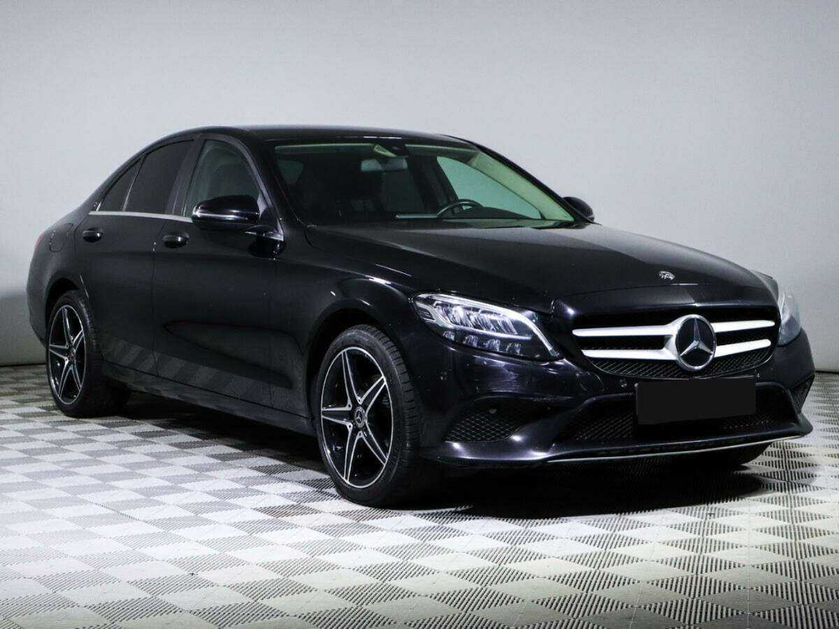 Купить Mercedes-Benz C-Класс с пробегом. Фото: #2