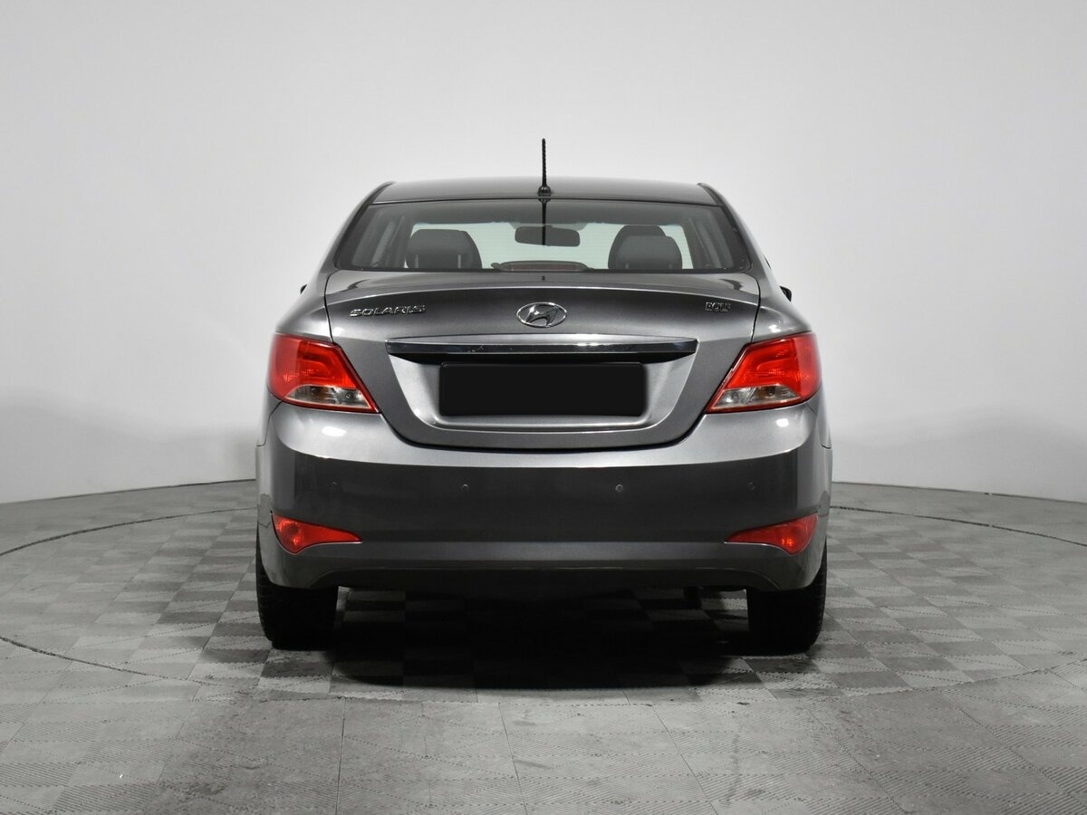 Купить Hyundai Solaris с пробегом. Фото: #5