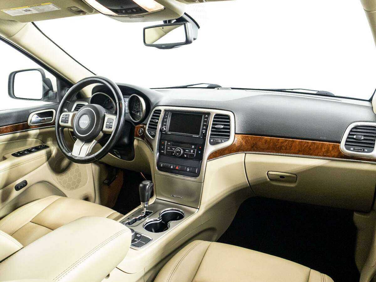 Купить Jeep Grand Cherokee с пробегом. Фото: #7