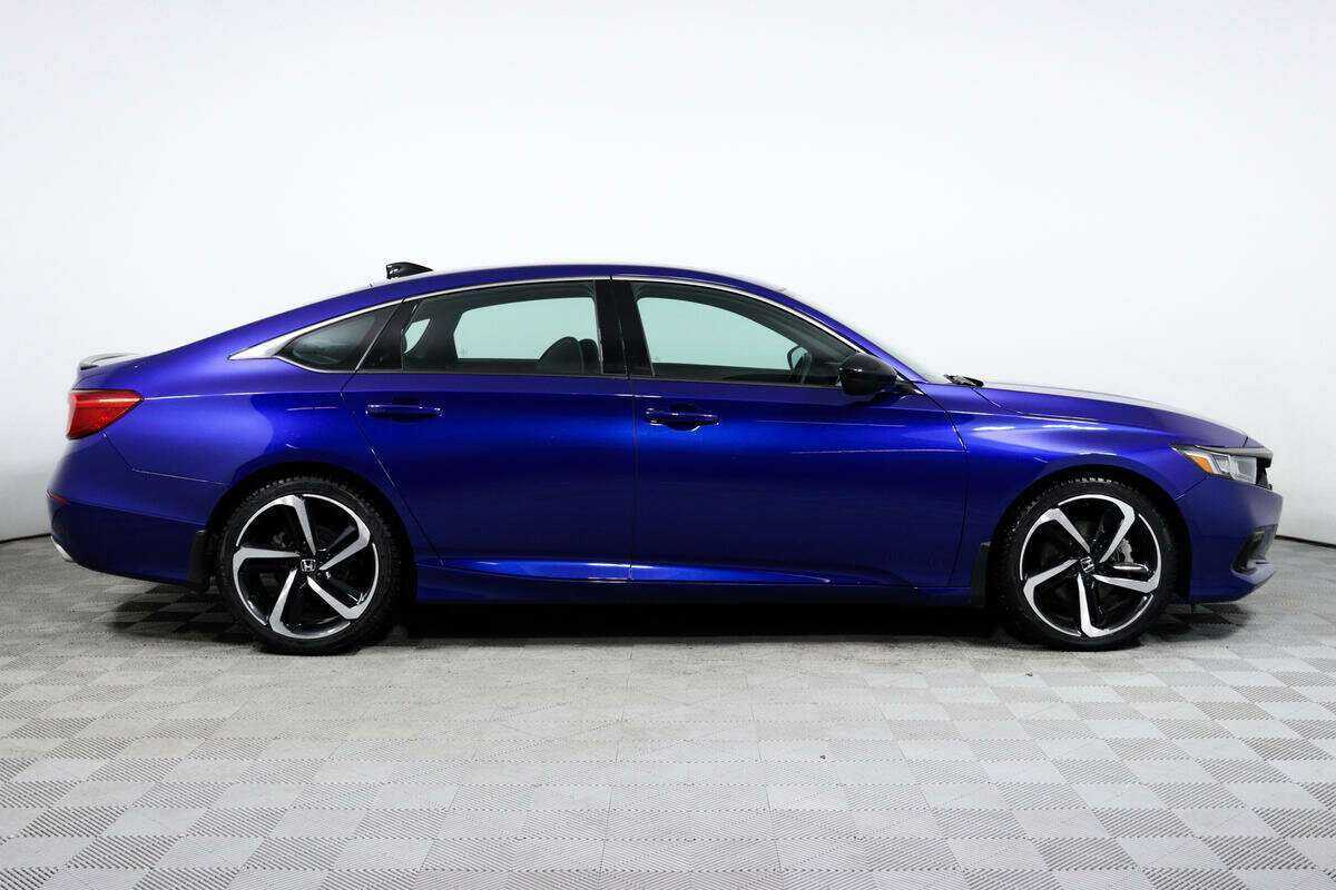 Купить Honda Accord с пробегом. Фото: #3