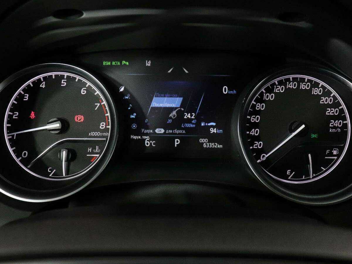 Купить Toyota Camry с пробегом. Фото: #7
