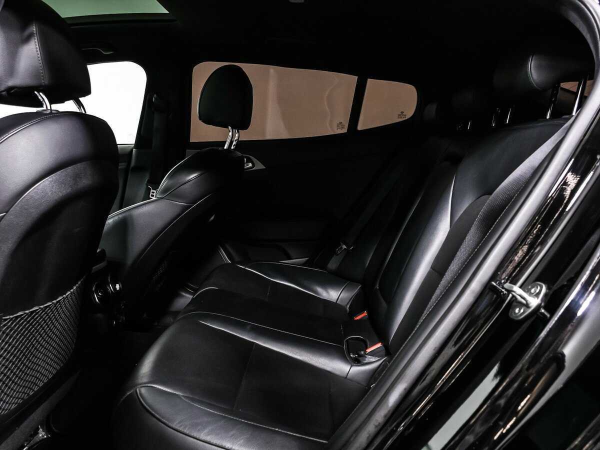 Купить Kia Stinger с пробегом. Фото: #12