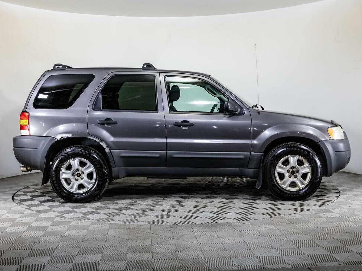 Купить Ford Escape с пробегом. Фото: #3