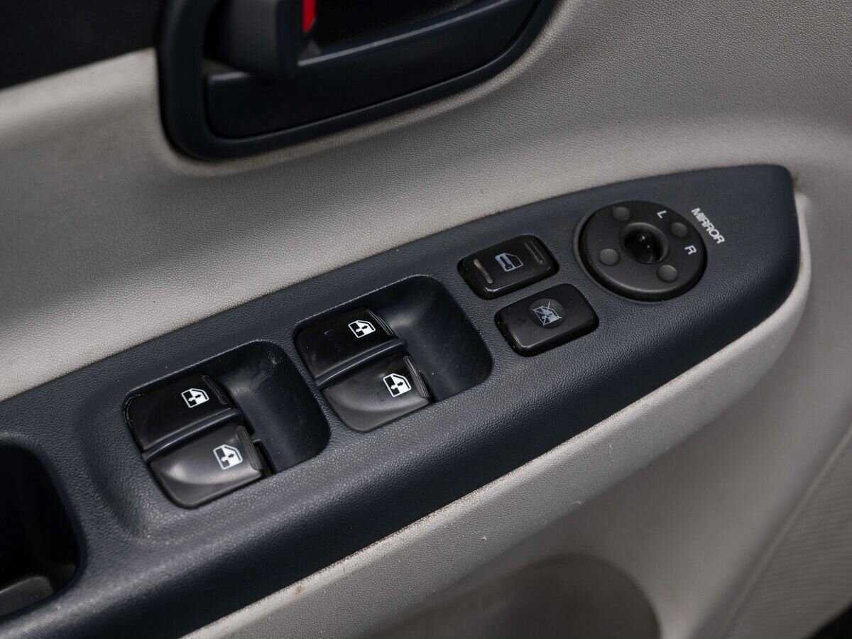 Купить Hyundai Verna с пробегом. Фото: #15