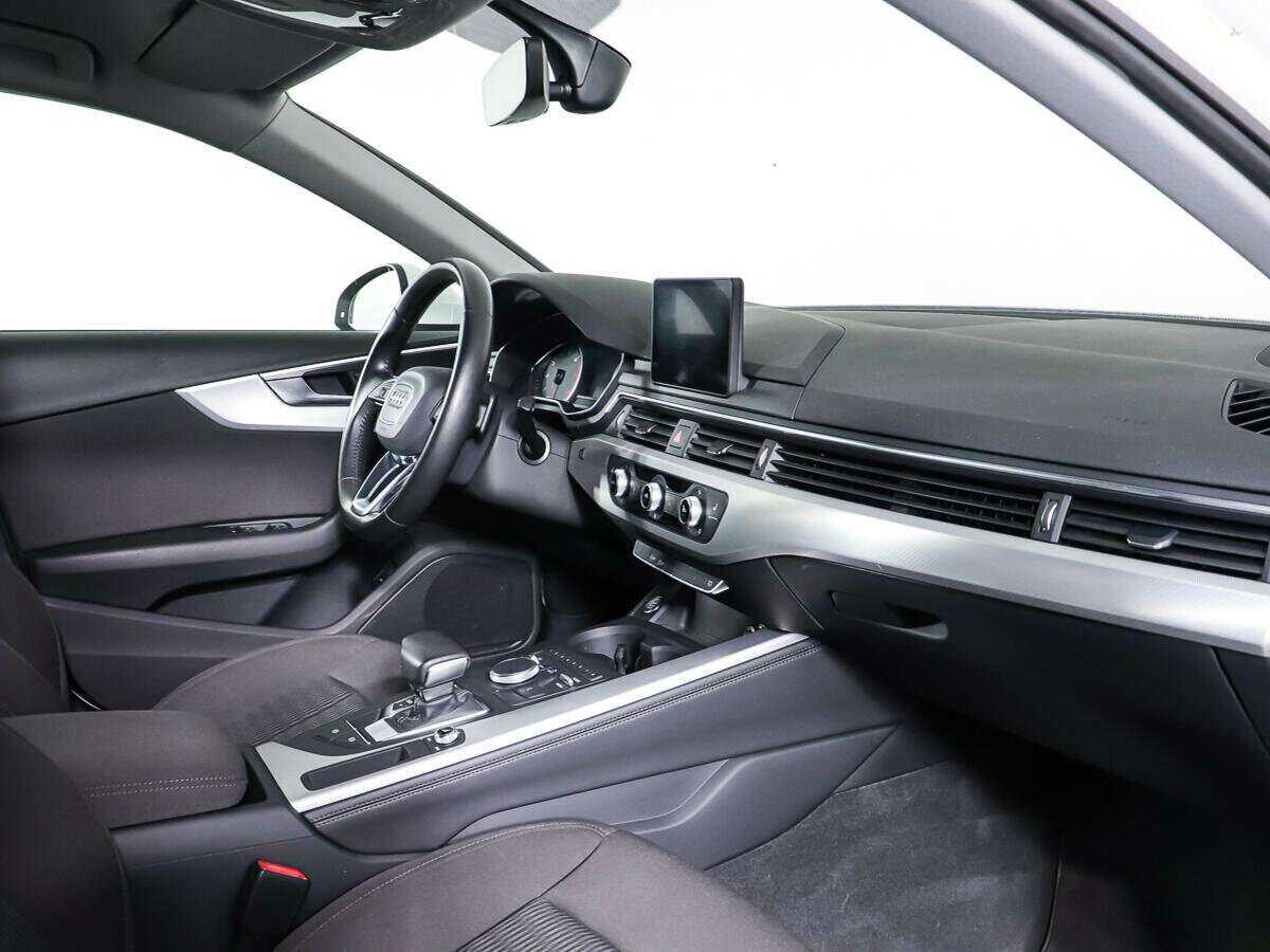 Купить Audi A4 с пробегом. Фото: #8