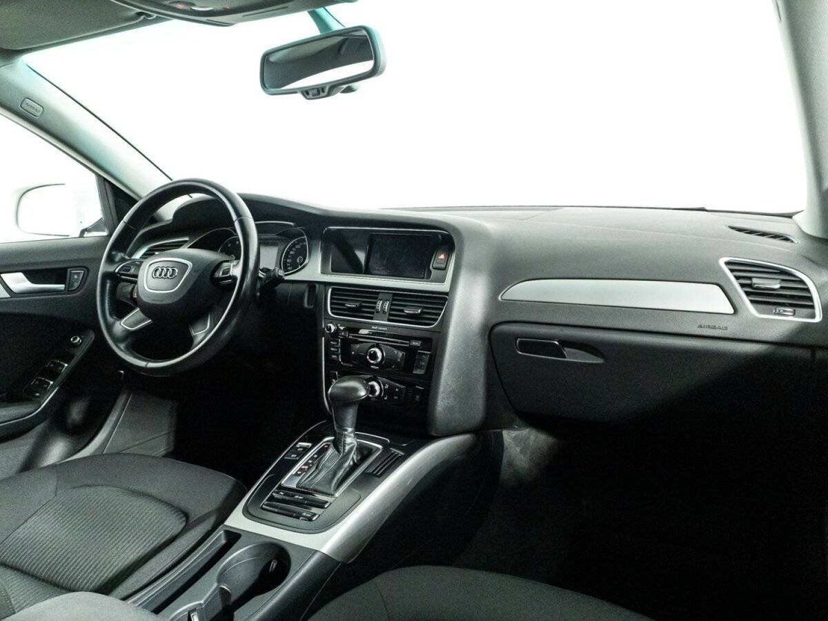 Купить Audi A4 с пробегом. Фото: #8