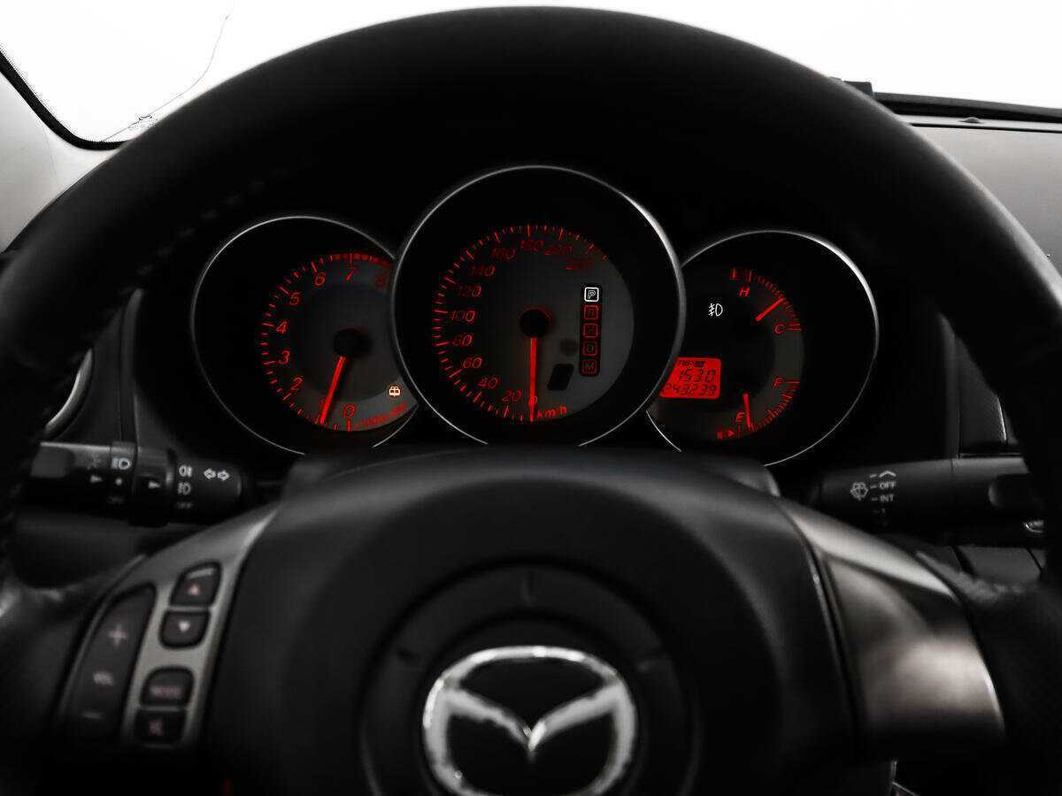Купить Mazda 3 с пробегом. Фото: #15