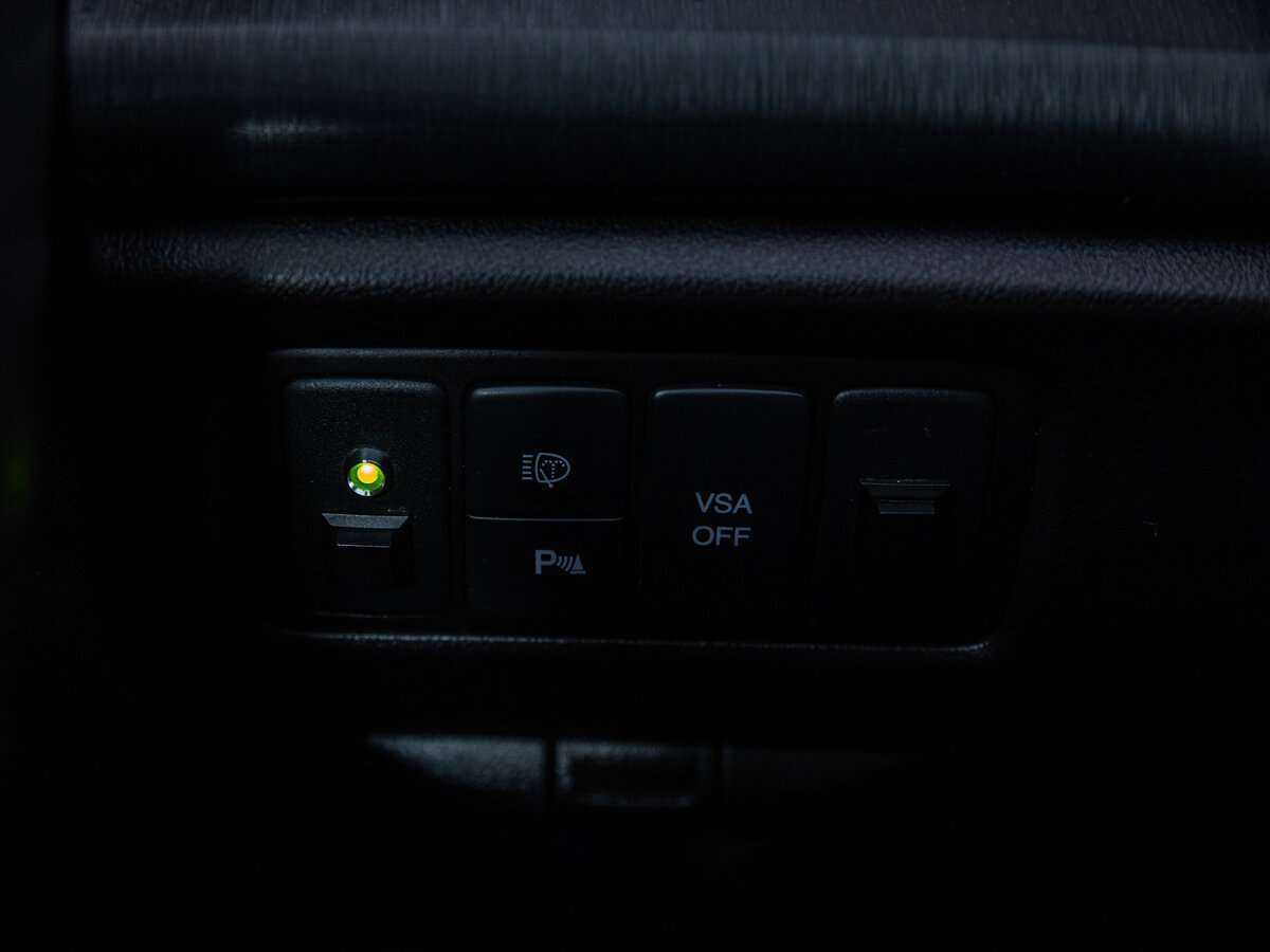 Купить Honda Accord с пробегом. Фото: #14