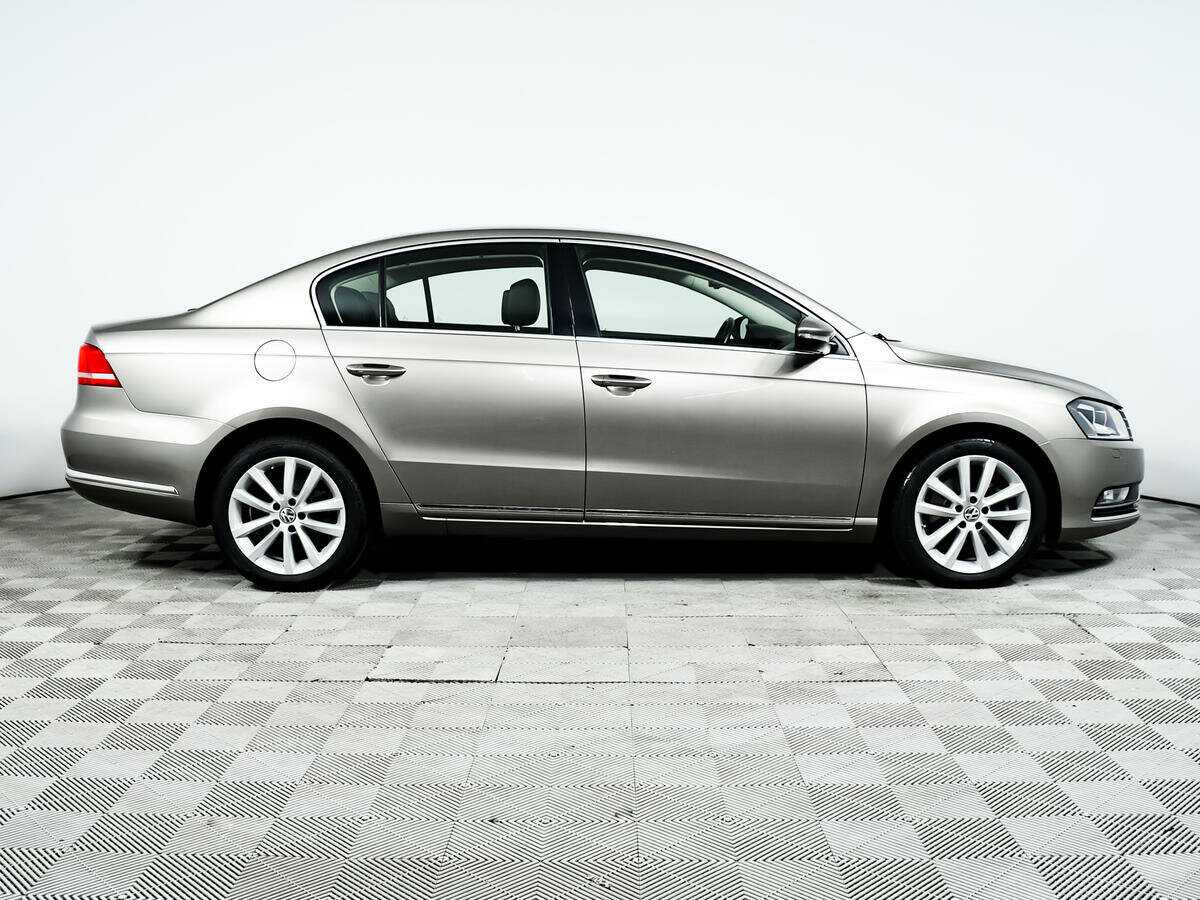 Купить Volkswagen Passat с пробегом. Фото: #3