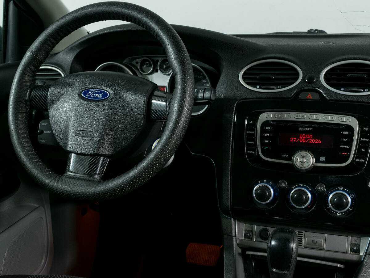 Купить Ford Focus с пробегом. Фото: #9