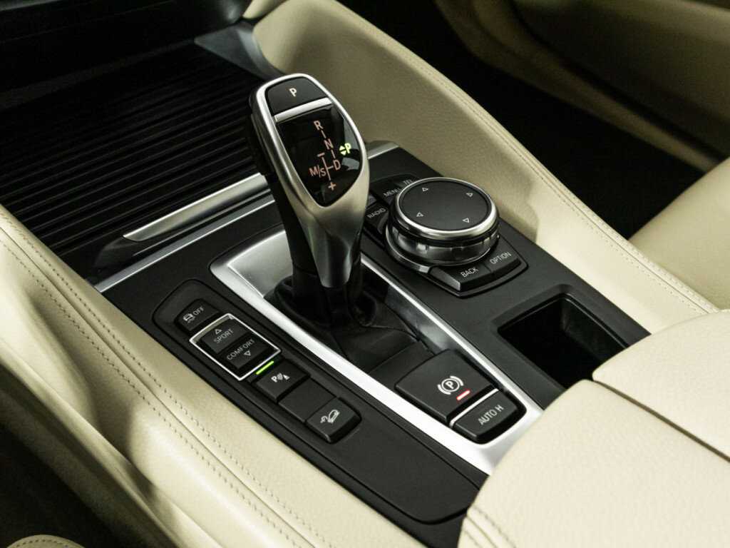 Купить BMW X6 с пробегом. Фото: #17