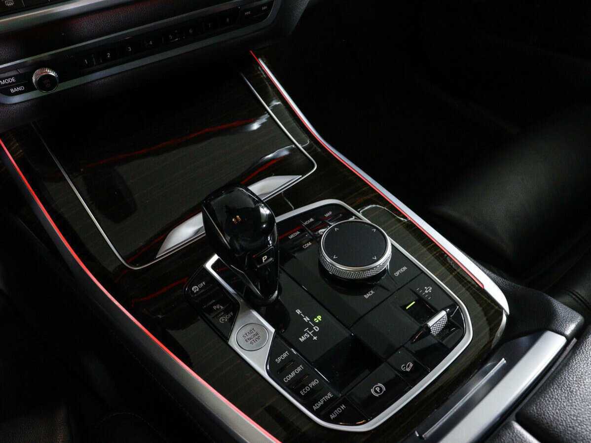 Купить BMW X7 с пробегом. Фото: #20