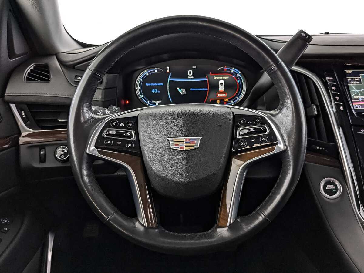 Купить Cadillac Escalade с пробегом. Фото: #16