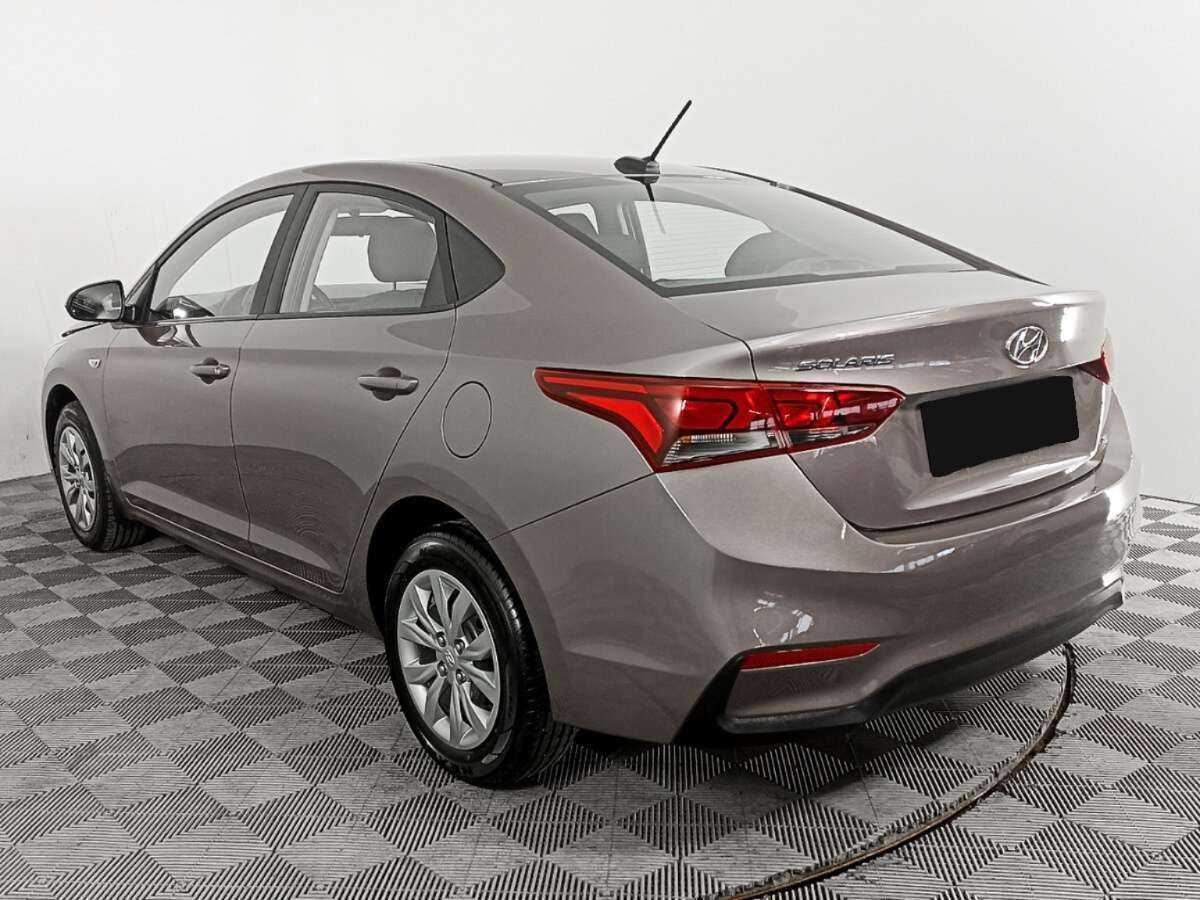 Купить Hyundai Solaris с пробегом. Фото: #6