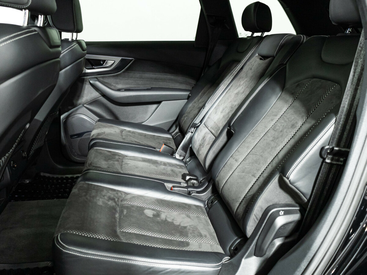 Купить Audi Q7 с пробегом. Фото: #7