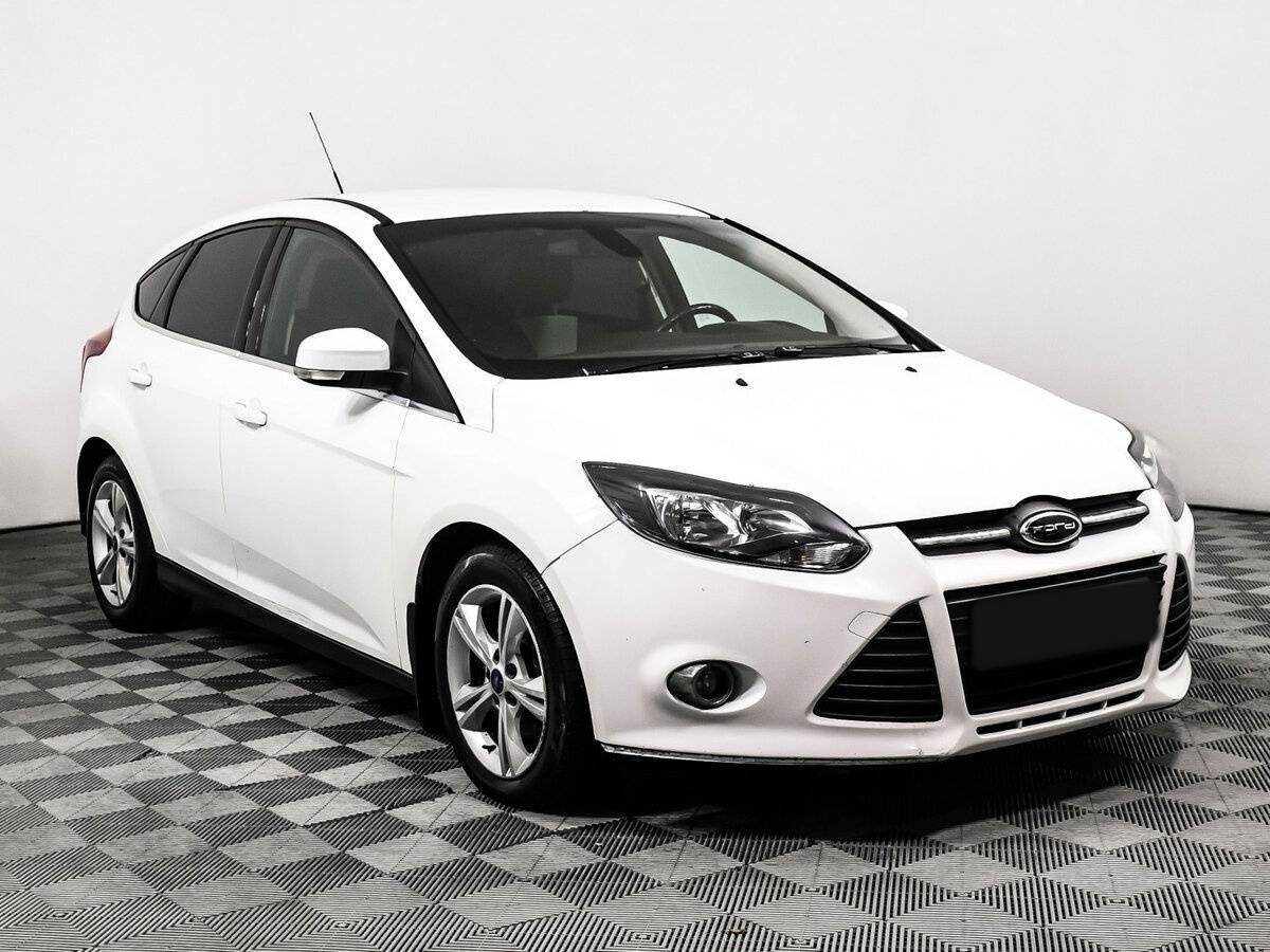 Купить Ford Focus с пробегом. Фото: #2