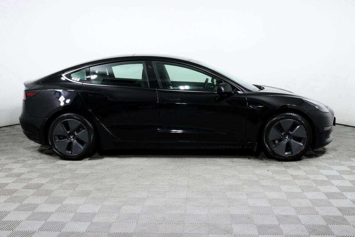 Купить Tesla Model 3 с пробегом. Фото: #3