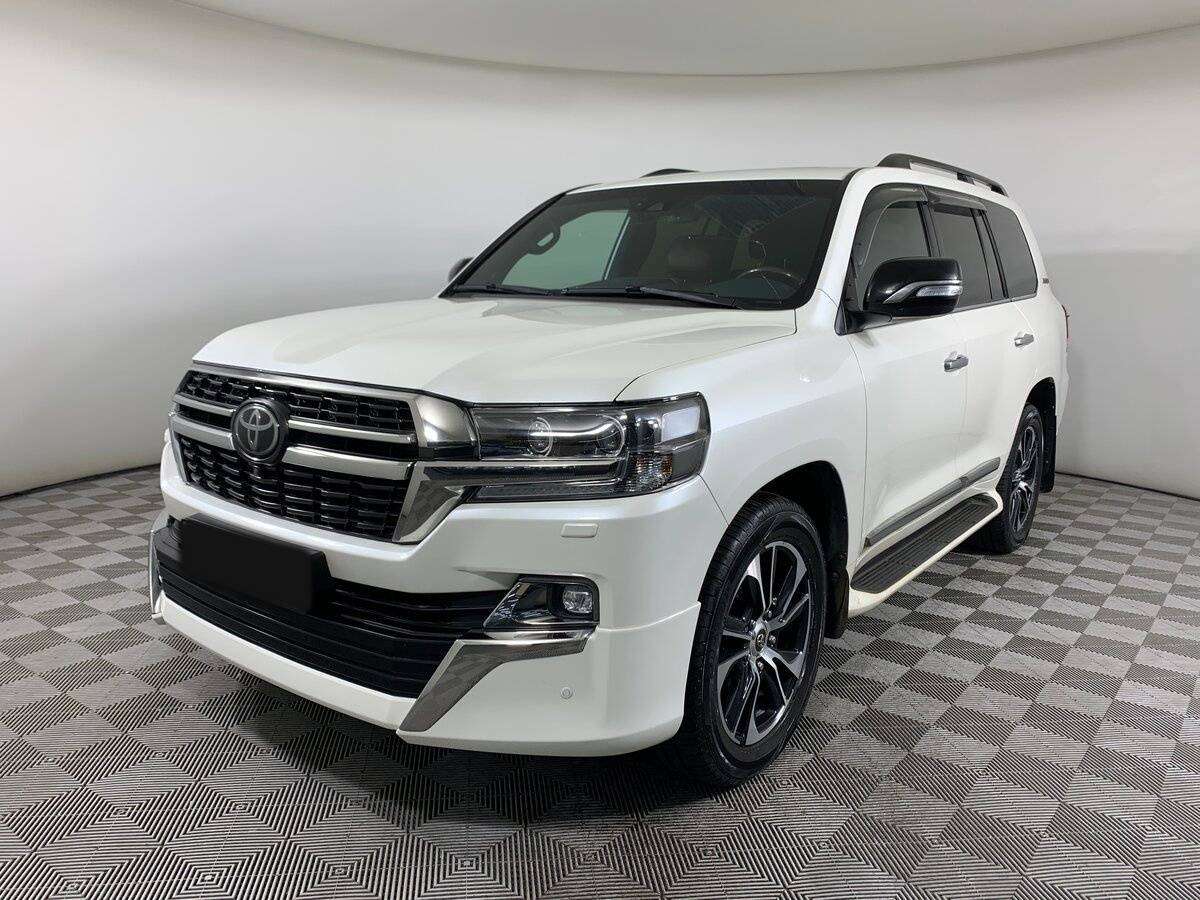 Купить Toyota Land Cruiser с пробегом. Посмотреть фото