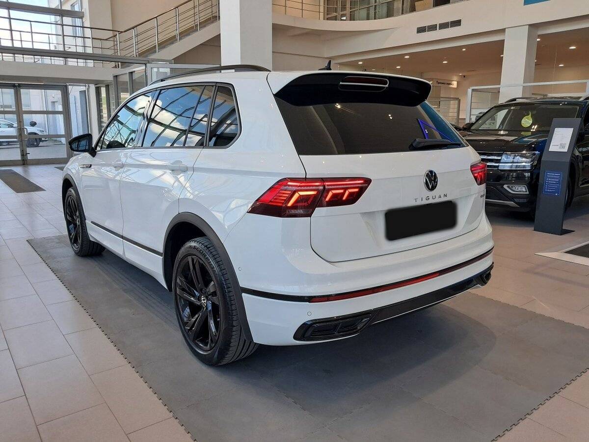 Купить Volkswagen Tiguan с пробегом. Фото: #6
