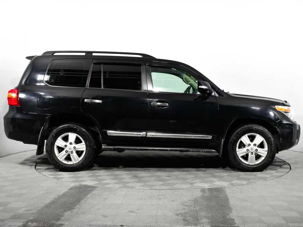 Купить Toyota Land Cruiser с пробегом. Фото: #3