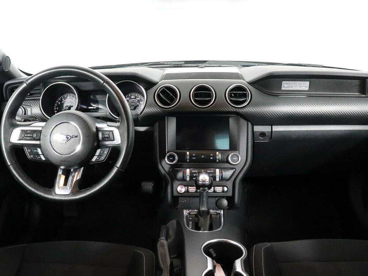 Купить Ford Mustang с пробегом. Фото: #12