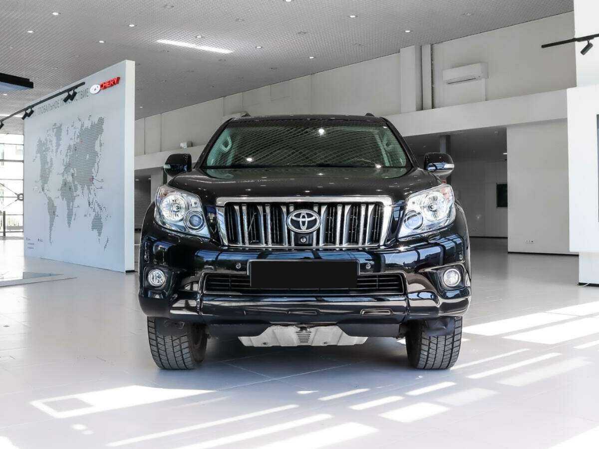 Купить Toyota Land Cruiser Prado с пробегом. Фото: #1