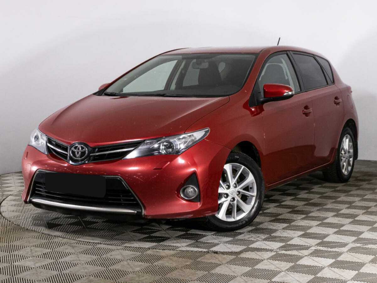 Купить Toyota Auris с пробегом. Посмотреть фото