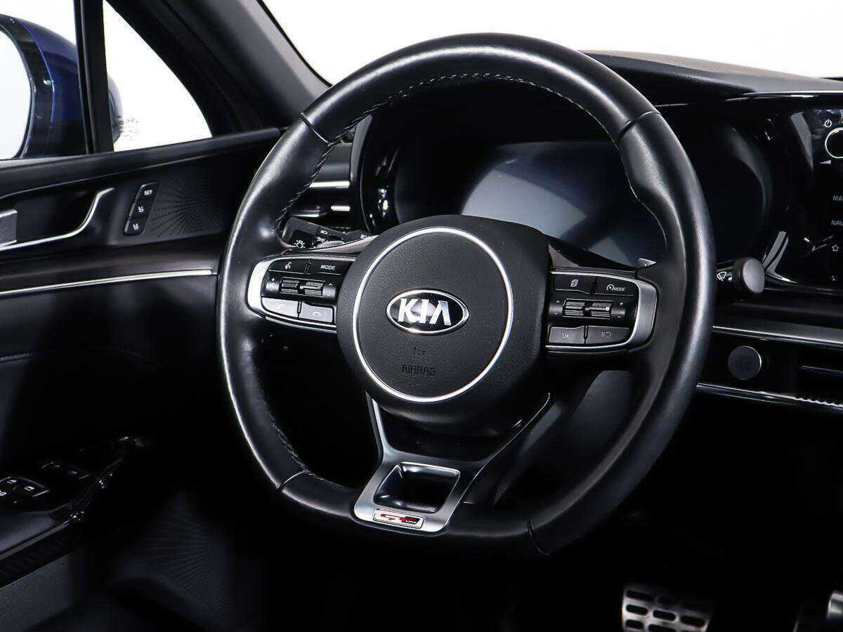 Купить Kia K5 с пробегом. Фото: #14