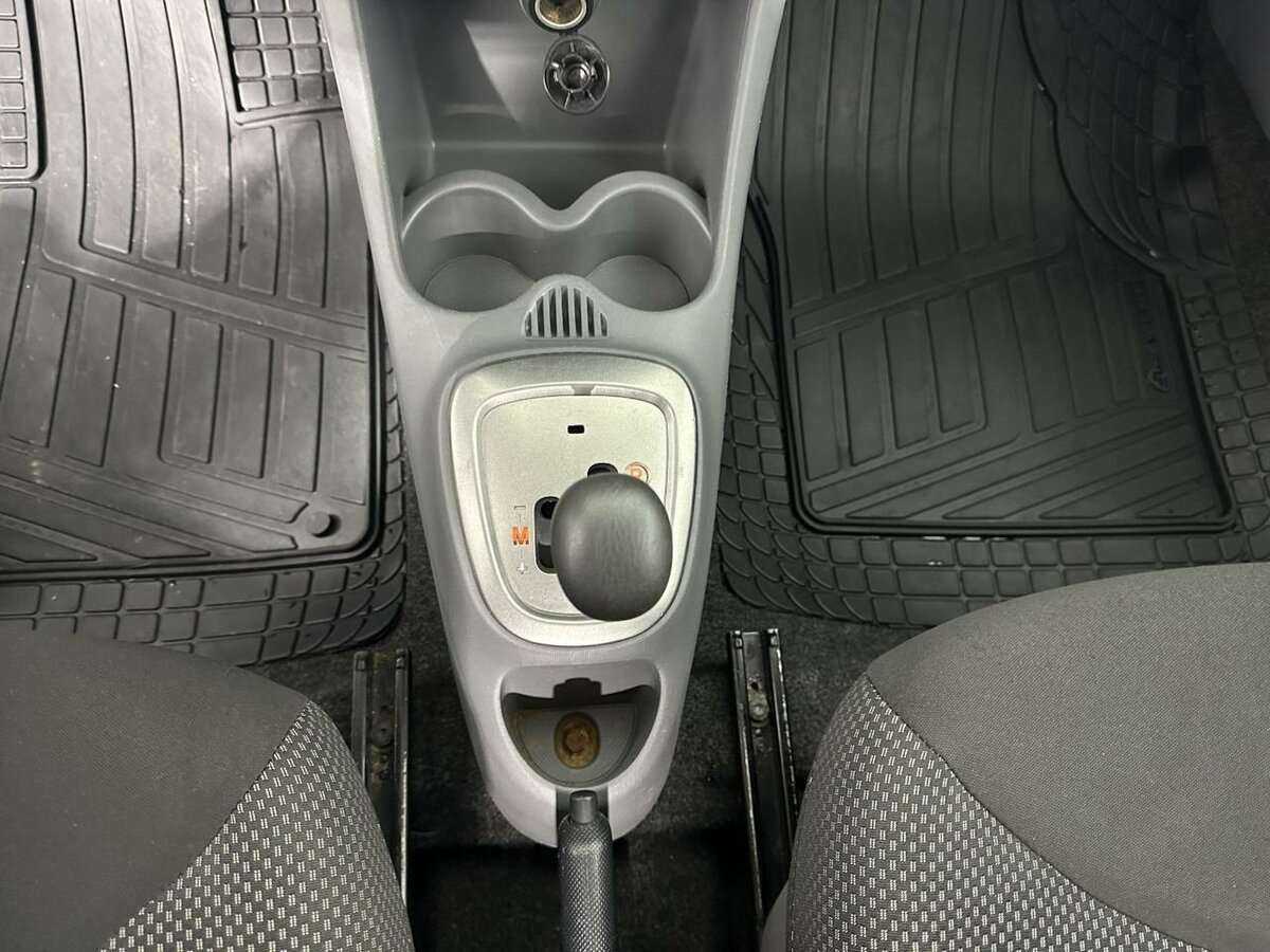 Купить Toyota Aygo с пробегом. Фото: #12