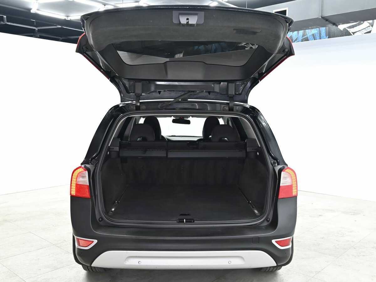 Купить Volvo XC70 с пробегом. Фото: #4