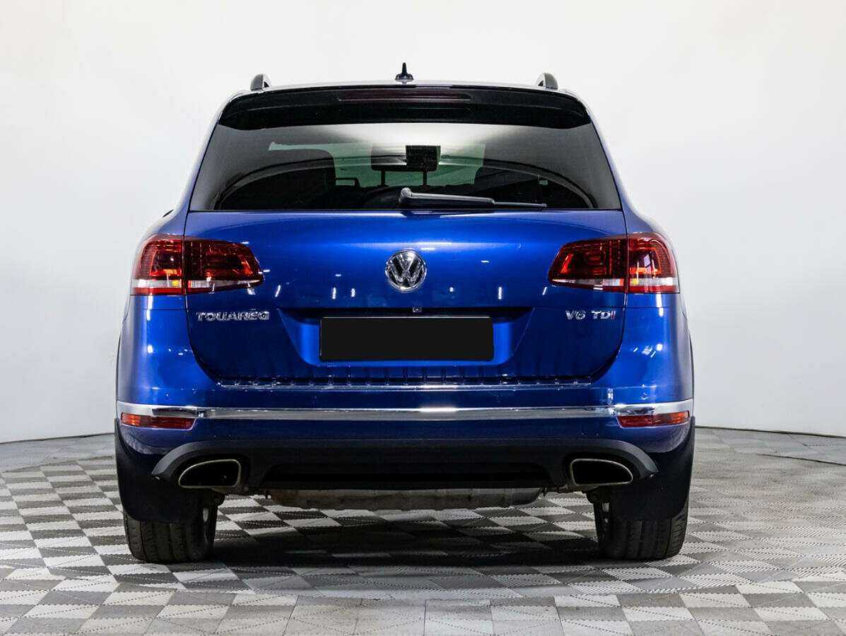 Купить Volkswagen Touareg с пробегом. Фото: #4
