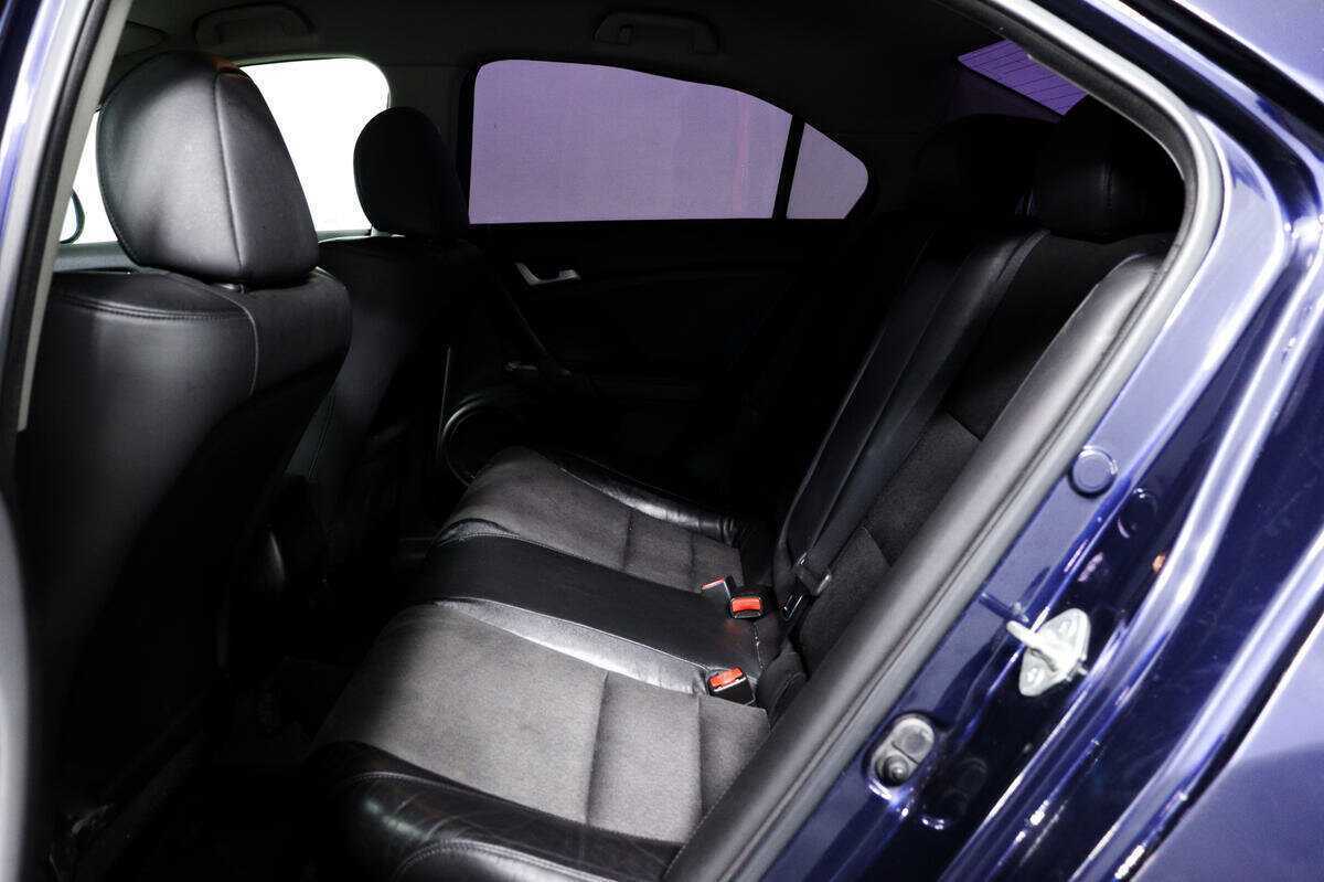 Купить Honda Accord с пробегом. Фото: #11