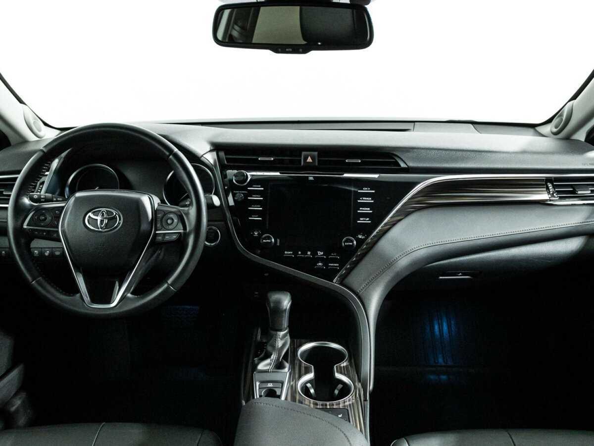 Купить Toyota Camry с пробегом. Фото: #12