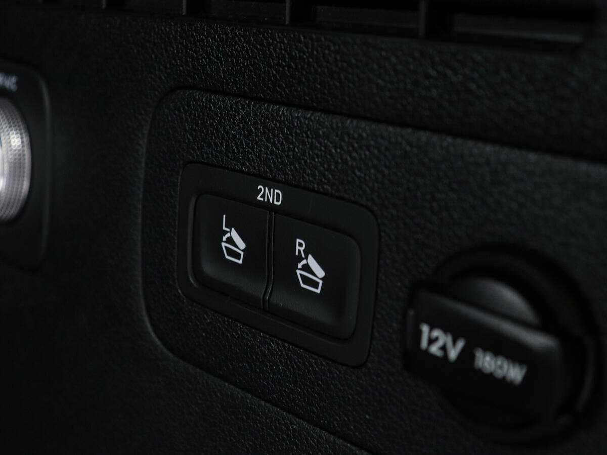 Купить Hyundai Santa Fe с пробегом. Фото: #17