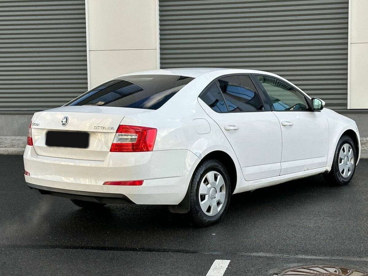 Купить Skoda Octavia с пробегом. Фото: #2
