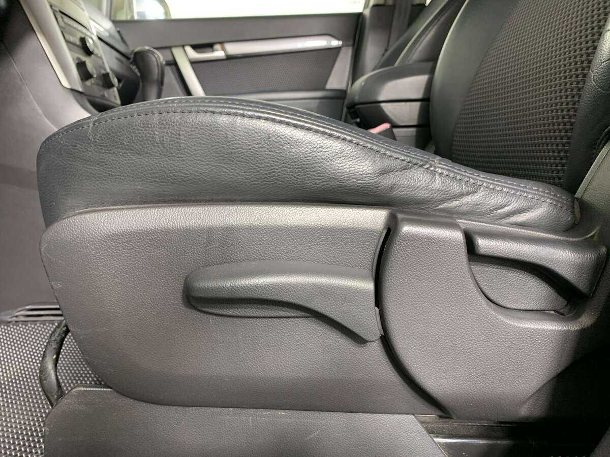 Купить Chevrolet Captiva с пробегом. Фото: #13