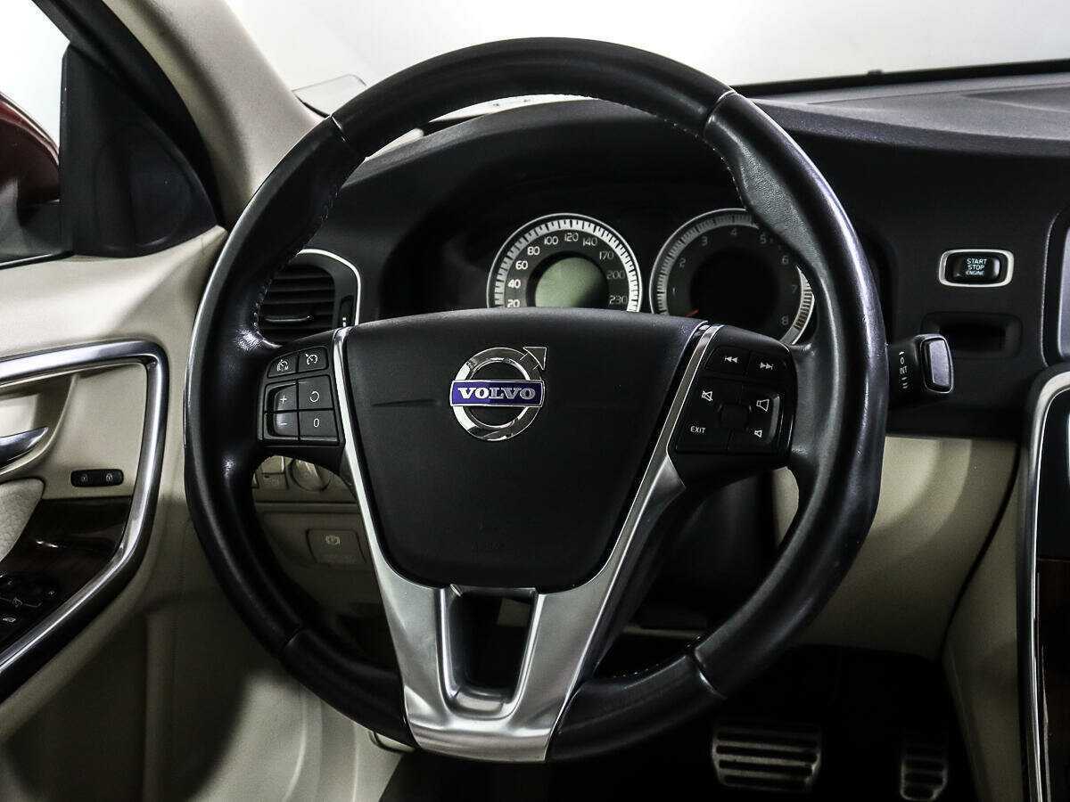 Купить Volvo S60 с пробегом. Фото: #13