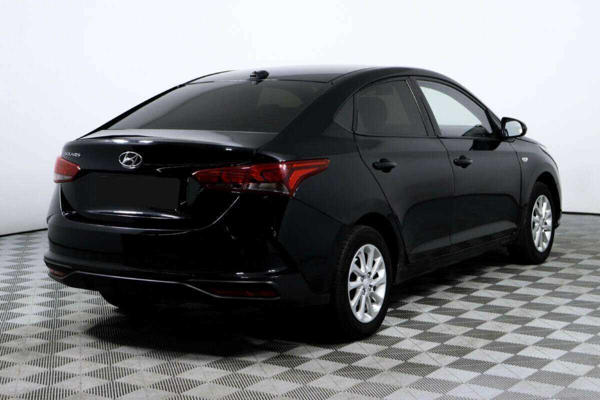 Купить Hyundai Solaris с пробегом. Фото: #4