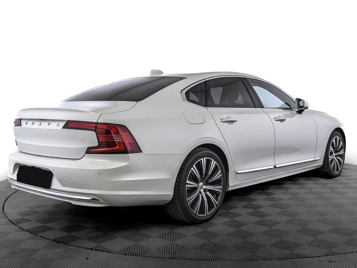 Купить Volvo S90 с пробегом. Фото: #4