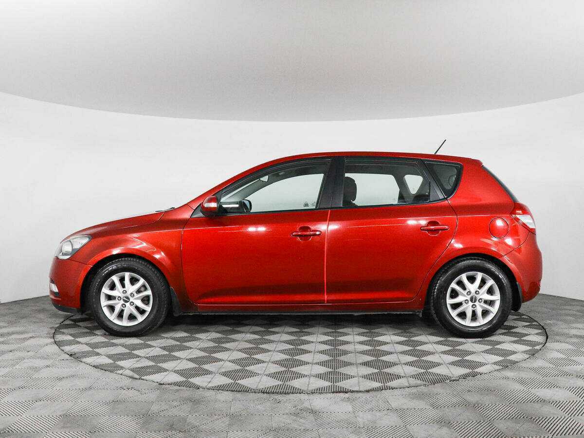 Купить Kia Ceed с пробегом. Фото: #7