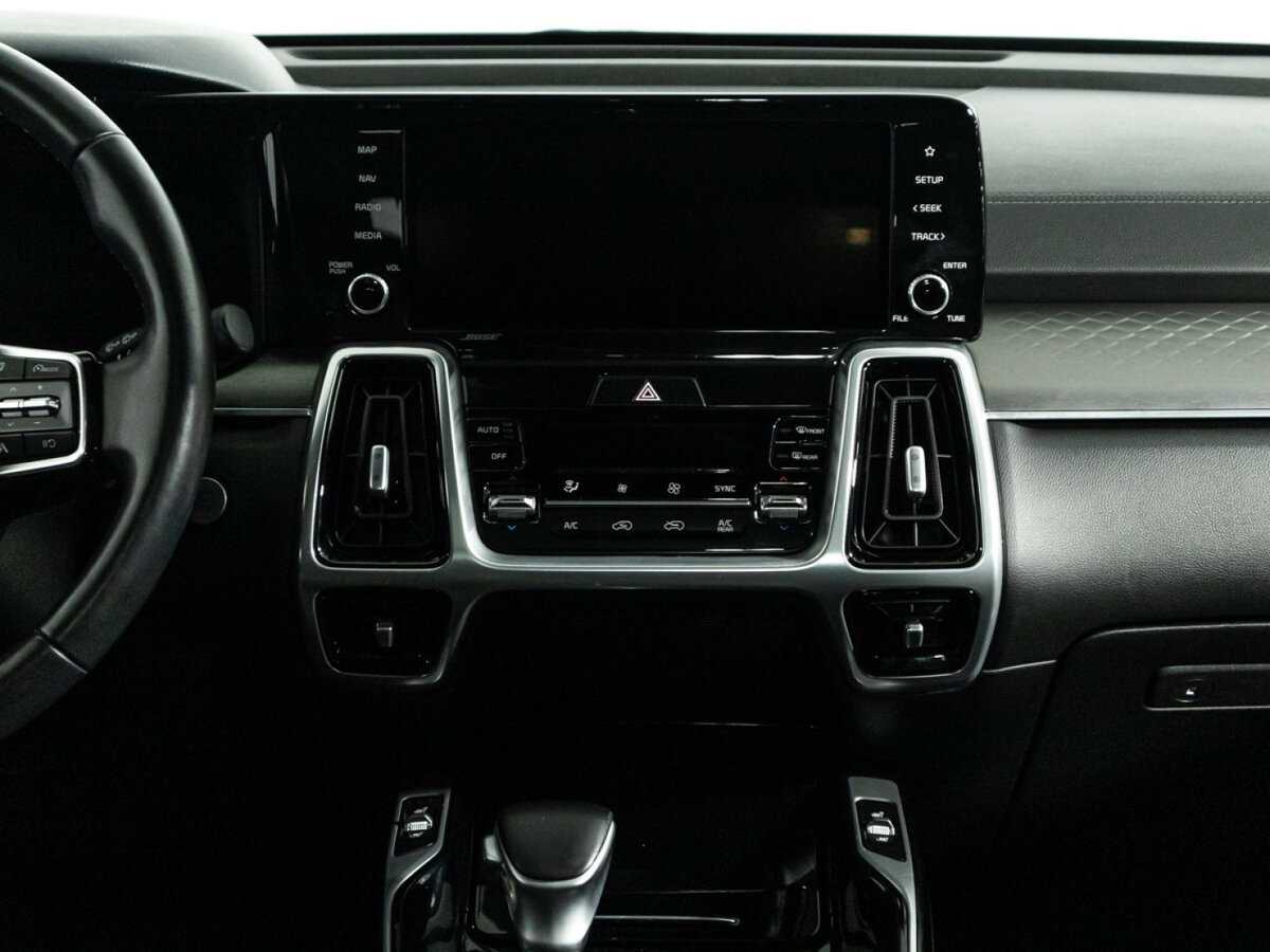 Купить Kia Sorento с пробегом. Фото: #13