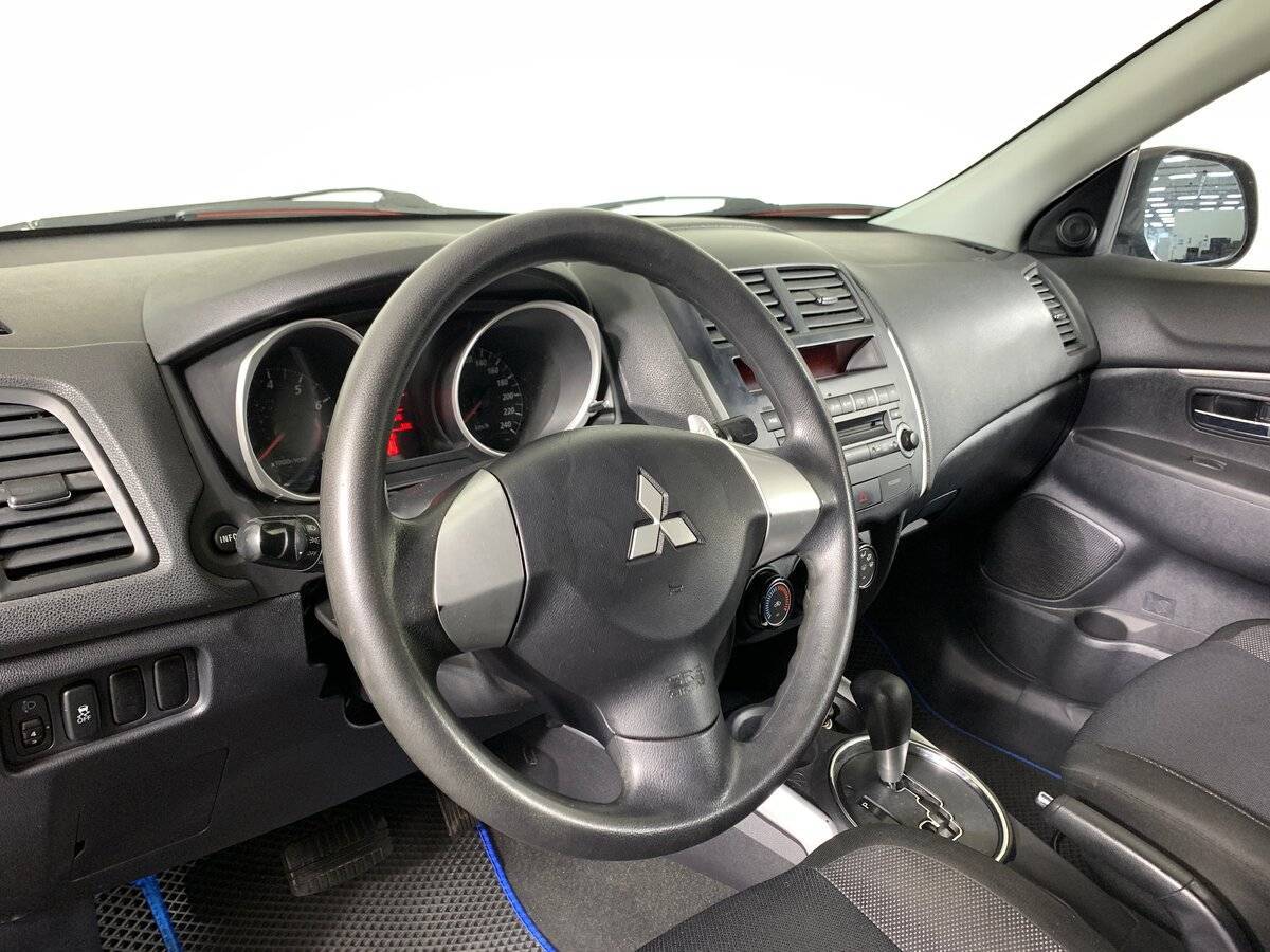 Купить Mitsubishi ASX с пробегом. Фото: #10