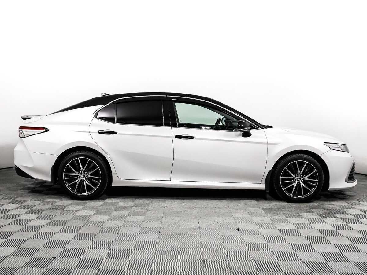 Купить Toyota Camry с пробегом. Фото: #3