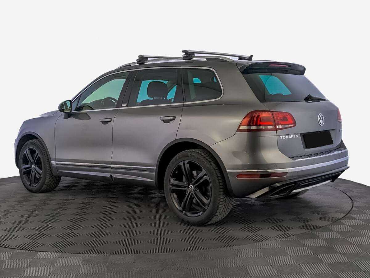 Купить Volkswagen Touareg с пробегом. Фото: #6