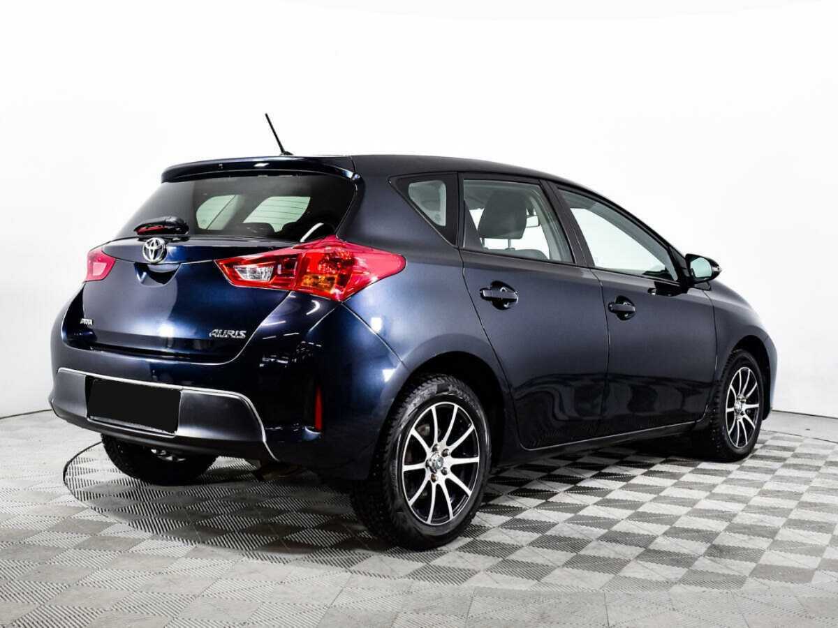 Купить Toyota Auris с пробегом. Фото: #4